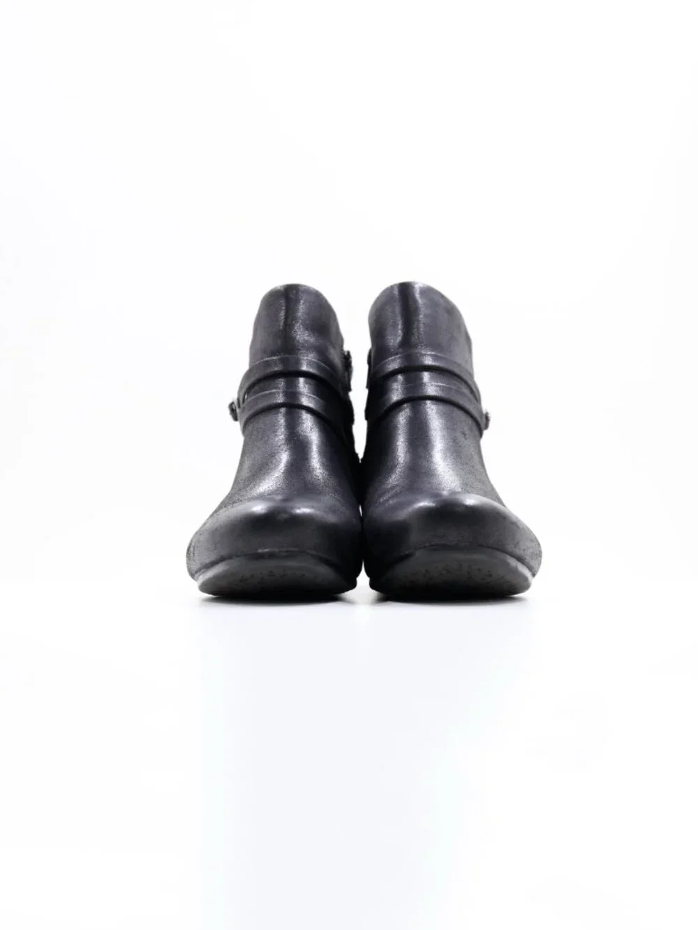 BareTraps saraya black
